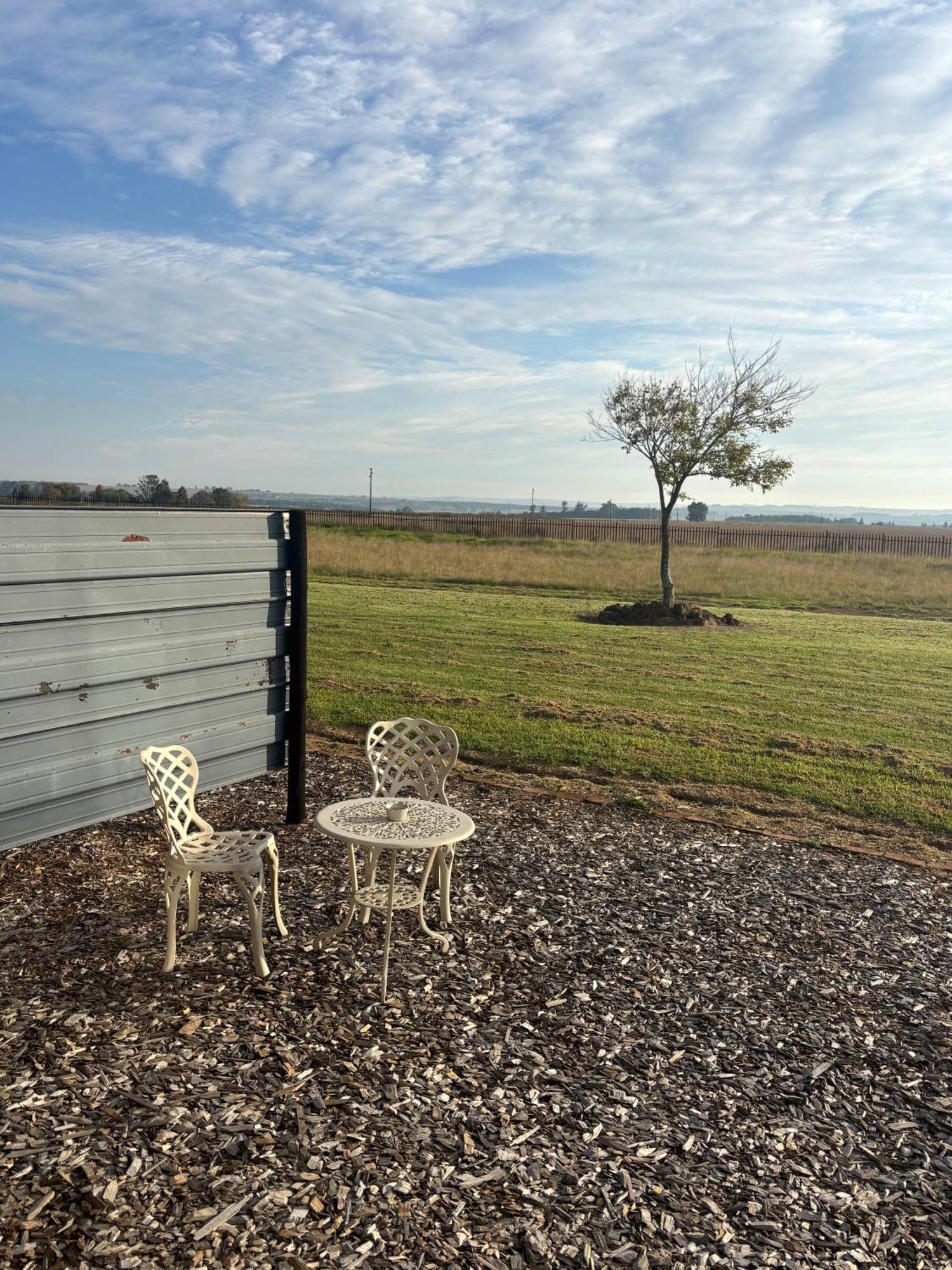 Dewdrop Farm Stay Ermelo Exterior foto